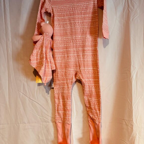 Max & Olivia Mini Baby Girl Zipper Sleeper with Plush Toy Pink - Picture 2 of 10